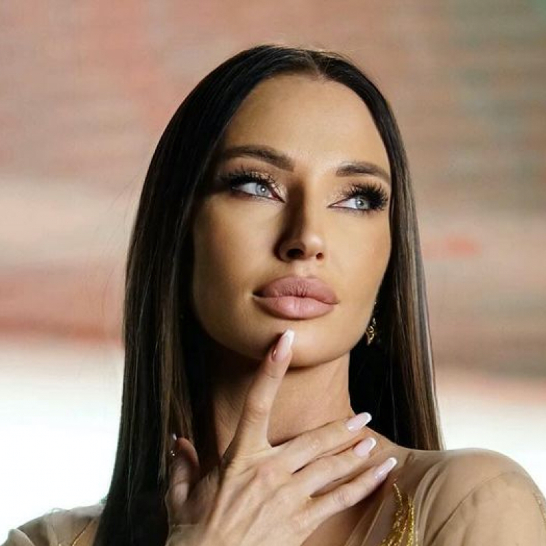 Katarina Zivkovic - Ljubi me