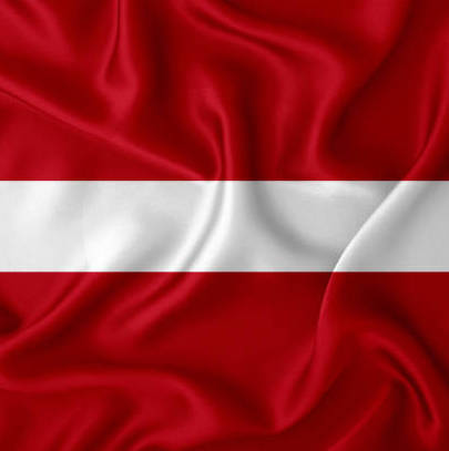 Latvian - Lauris Reiniks Zvani Un Sveces
