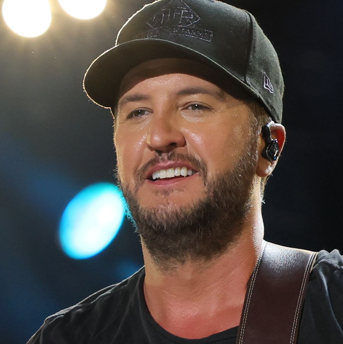 Luke Bryan - Down to one