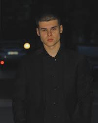 Stefan Efremov - Nepopravljiv 