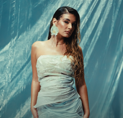 Teodora Scepanovic - Mokra bluza